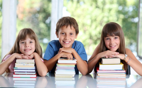 Kinder-Massage für Schulkinder ab der 1. Klasse Bild: © kristian sekulic - Fotolia.com Kinder-Massage für Schulkinder ab der 1. Klasse Bild: © kristian sekulic - Fotolia.com